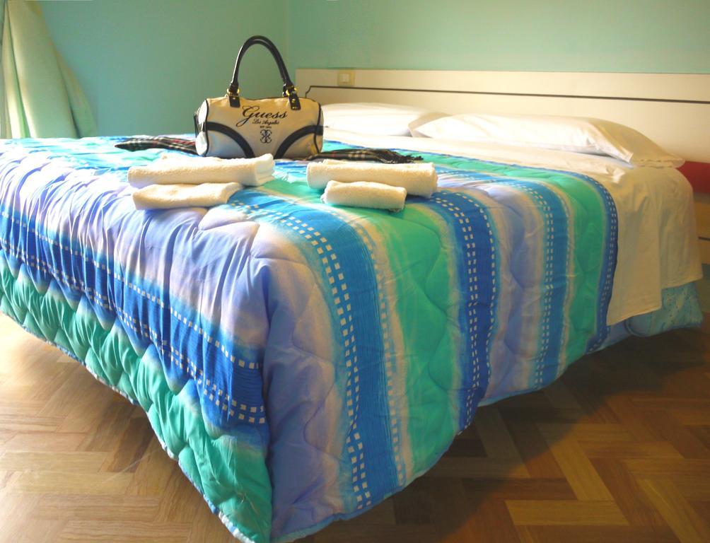 Hotel Maena Rimini Cameră foto