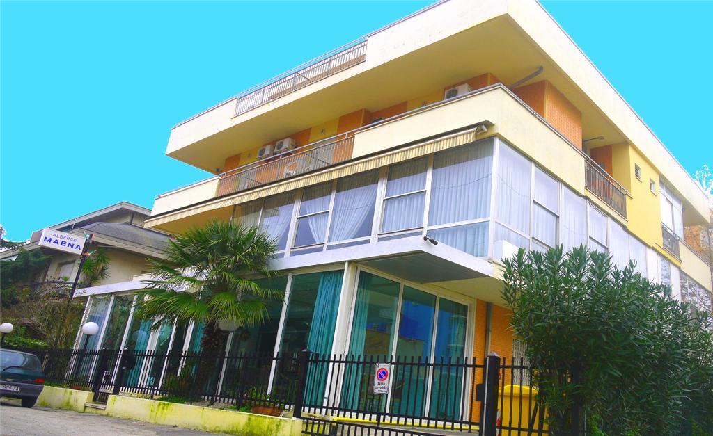Hotel Maena Rimini Exterior foto